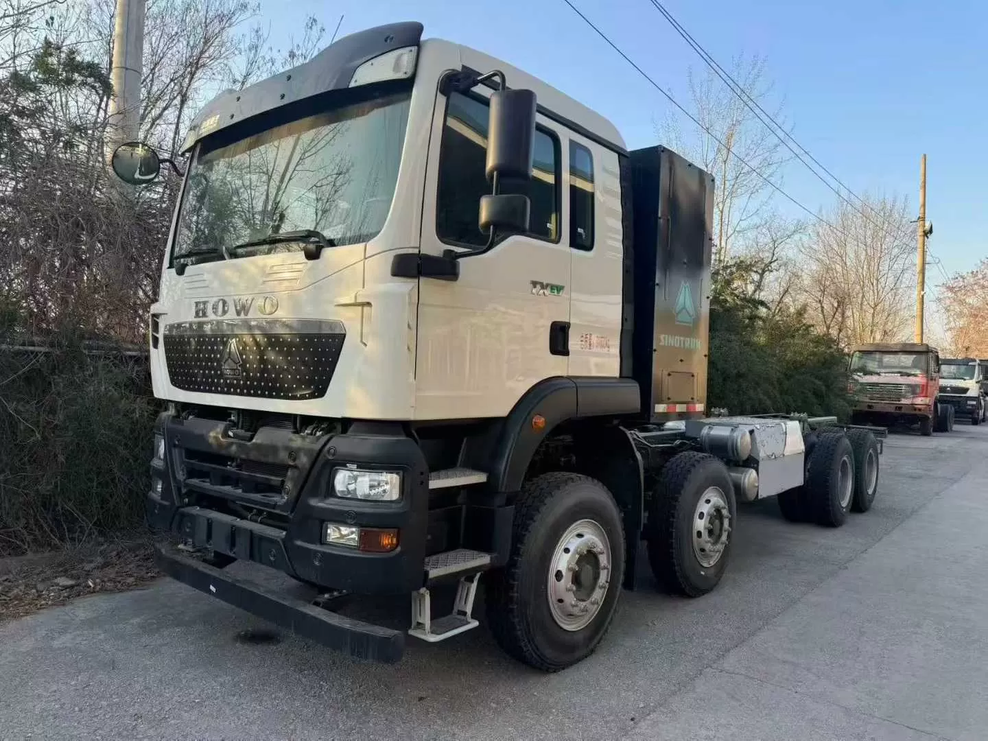 Camion tracteur Sinotruk Howo TX 6 × 4 camion d'occasion à vendre en Chine
