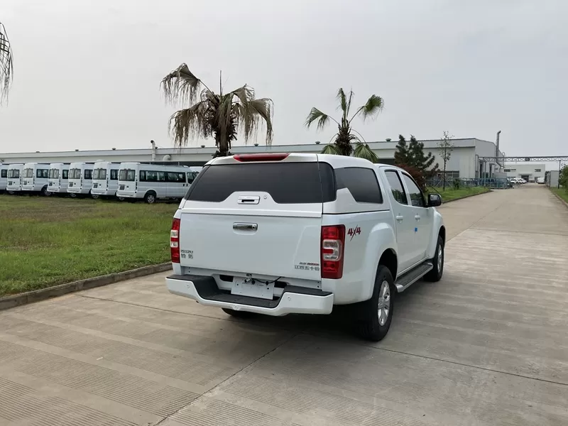 Isuzu Lingtuo Cross-Country 2.5T 4X4 Diesel Pickup - Tout neuf en provenance de Chine