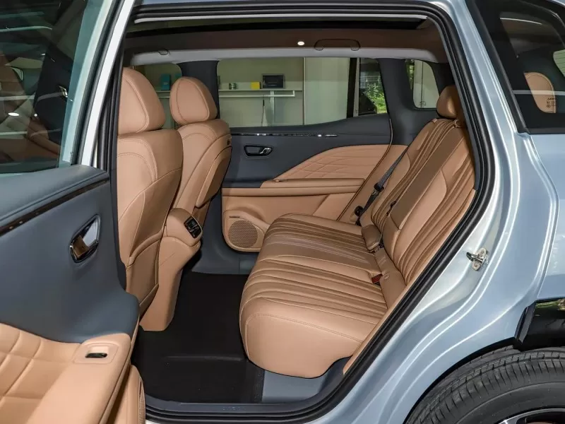 GAC Aion AION V SUV électrique | SUV familial avec conduite à gauche pour les concessionnaires mondiaux